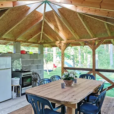 Kandle Talu Aiamaja Holiday home *