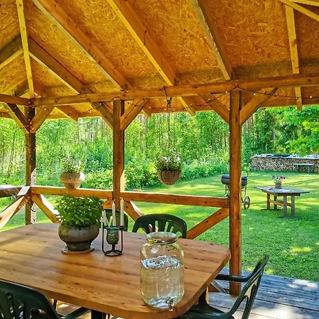 Kandle Talu Aiamaja Holiday home Selise