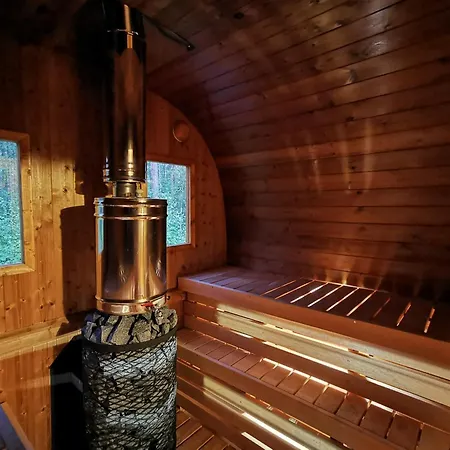 Holiday home Kandle Talu Aiamaja